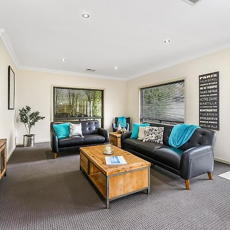 Accommodation On Lansell 1 Being Unit 1 Of 6 Lansell Street Mount Gambier Buitenkant foto