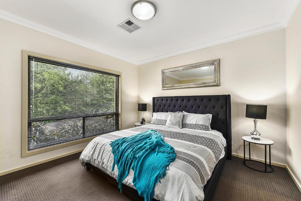 Accommodation On Lansell 1 Being Unit 1 Of 6 Lansell Street Mount Gambier Buitenkant foto